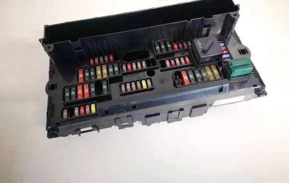 BMW 5 GT F07 Fuse box set 923442101 9234421-01