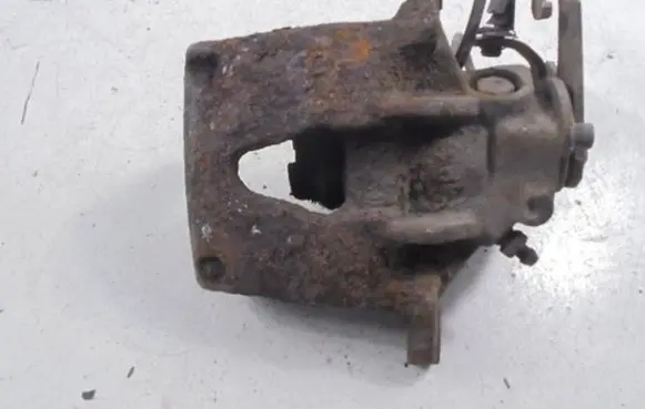 Renault Master II Rear brake caliper