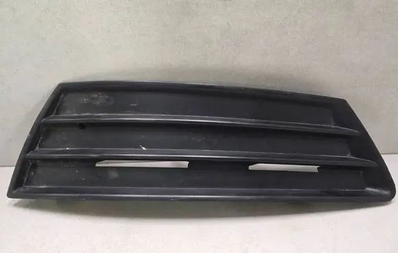 Front bumper lower grill