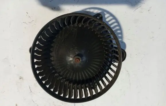 BMW 2 Active Tourer U06 Interior heater climate box assembly A2478308400
