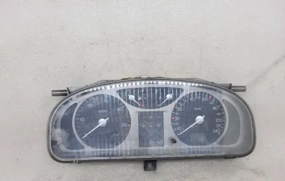 Renault Laguna II Speedometer (instrument cluster) 501018630077 8200218878 7LEZED72