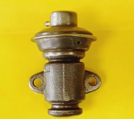 Renault Megane I EGR valve 7700874840B