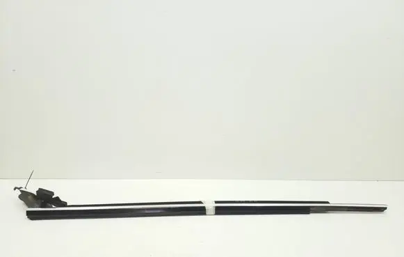 Mercedes-Benz S W140 Front door glass trim molding 