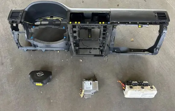 Opel Vectra C Dashboard 313686131