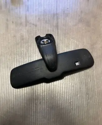 Hyundai Santa Fe Rear view mirror (interior) E11015893