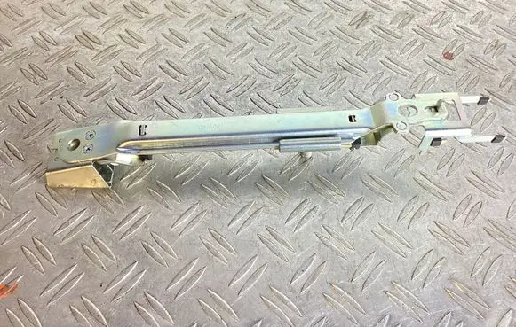 Lexus LS 460 - 600H Seat belt adjustment rail C699003 C614001