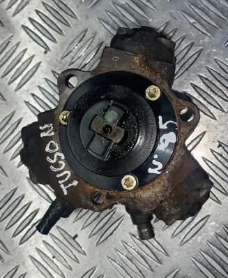 Hyundai Tucson JM Fuel injection high pressure pump