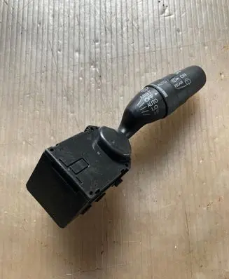 Honda CR-V Wiper control stalk M29843
