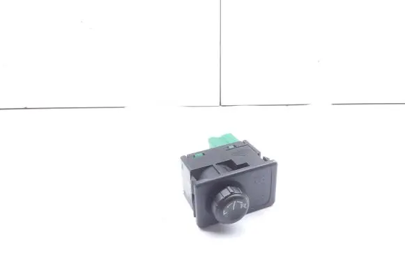 Nissan Primera Wing mirror switch