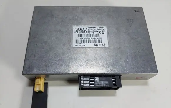 Audi A4 S4 B7 8E 8H Bluetooth control unit module 8P0862335C