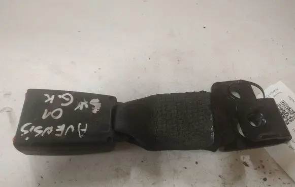 Toyota Avensis T220 Rear seatbelt buckle 30002141