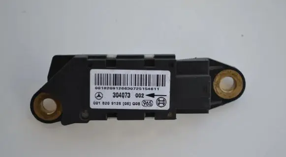 Mercedes-Benz CLS C219 Airbag deployment crash/impact sensor 304073002 001820912606Q08956