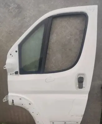 Fiat Ducato Front door