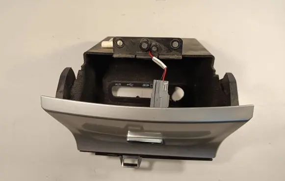 Jeep Grand Cherokee Glove box X90020201SF