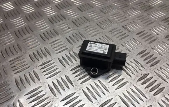 Audi A4 S4 B6 8E 8H ESP acceleration yaw rate sensor 8E0907637A