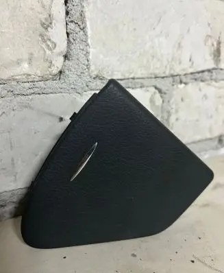 Mercedes-Benz E W211 Rear door ashtray A2118100730
