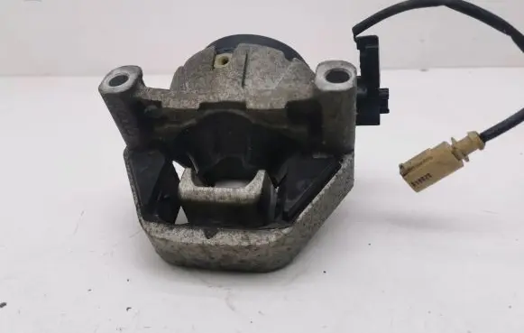 Audi A6 S6 C7 4G Engine mount bracket