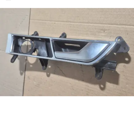 Audi A6 S6 C6 4F Front door interior handle 4F0837020 UBEDRDB