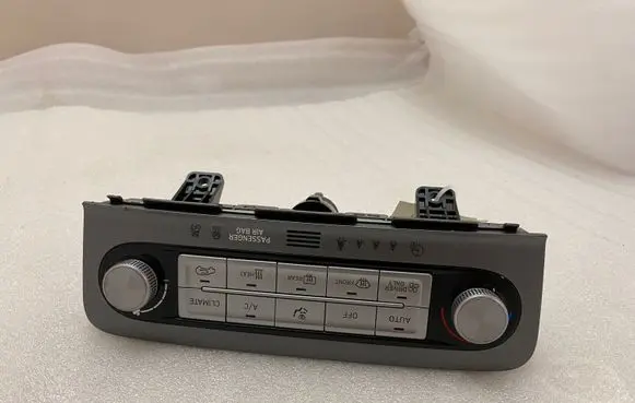 Hyundai Kona I Climate control unit 97250K4070