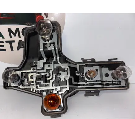 Volkswagen Touran I Tail light bulb cover holder 1T0945257D