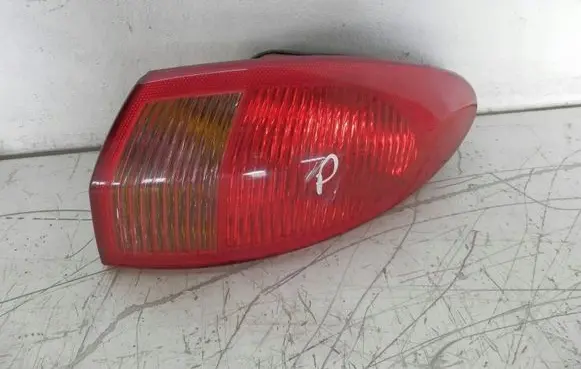 Alfa Romeo 147 Rear/tail lights 465563347