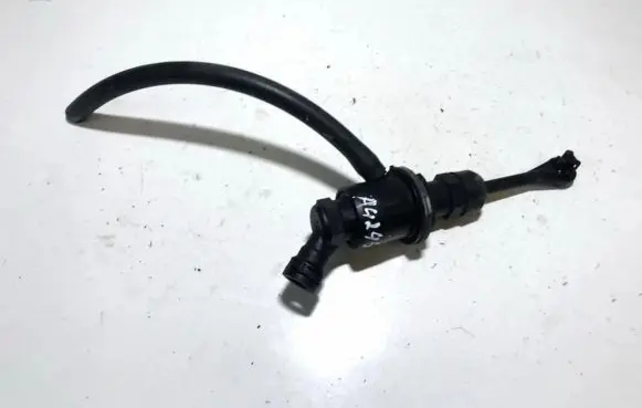 Nissan Note (E11) Clutch master cylinder 3350507 30610ax716-jb1