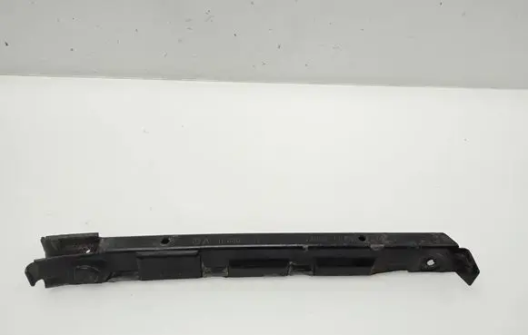 Mercedes-Benz E W211 Front bumper mounting bracket A2118801114