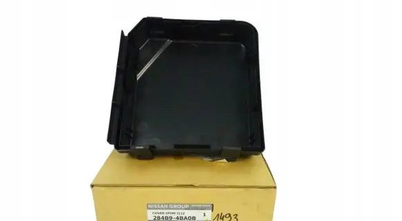 Renault Kadjar Relay mounting block 284B9