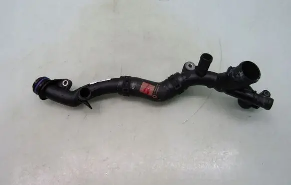 Nissan Qashqai J12 Engine coolant pipe/hose H74077