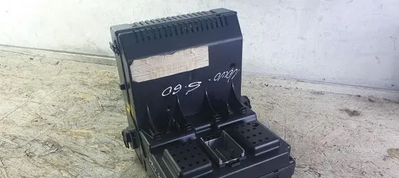 Volvo S60 Fuse module 30786475