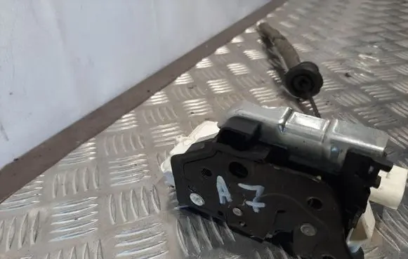 Audi A7 S7 4G Rear door lock 4G0839016A