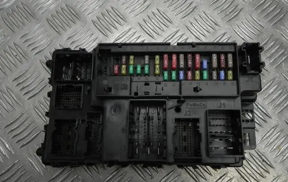 Ford Mondeo MK V Fuse box set JU5T15604BFG