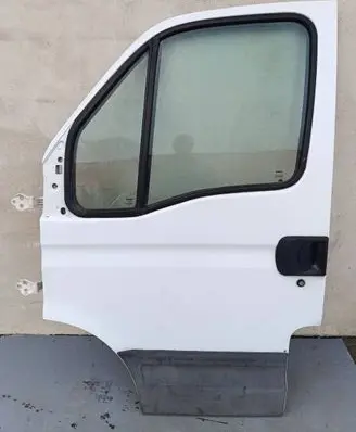 Iveco Daily 4th gen Front door