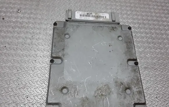 Ford Fiesta Engine control unit/module 98FB12A650MA