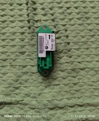 BMW 5 E39 Airbag deployment crash/impact sensor 6910678 65776910678 010237
