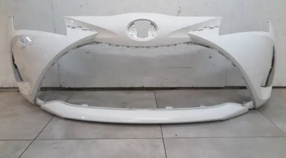 Toyota Yaris Front bumper 521190DA40