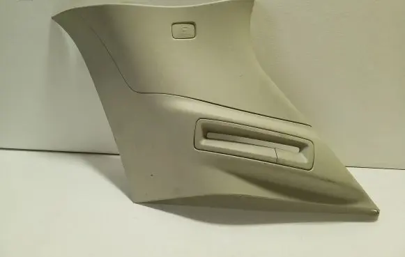 Volvo XC90 (D)pillar trim (top) 39829979 32244274 31389910