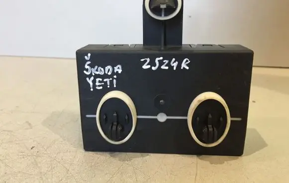 Skoda Yeti (5L) Door control unit/module 7N0959793G