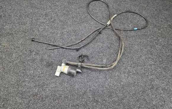 Windscreen/windshield washer pump