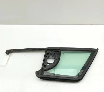 Citroen Berlingo Front door vent window glass four-door 9818042180