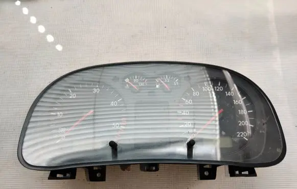 Volkswagen Golf IV Speedometer (instrument cluster) 1j0919861b