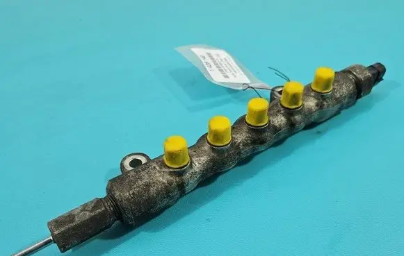 Toyota Corolla Verso E121 Fuel main line pipe 11H1823 IMPRK1428140