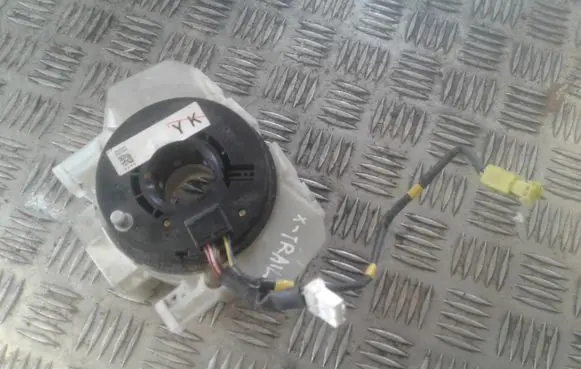 Nissan X-Trail T30 Airbag slip ring squib (SRS ring) 25560EQ304