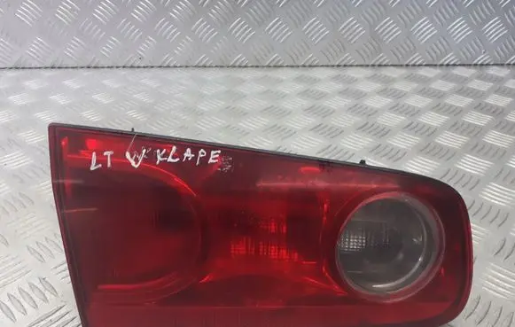 Renault Laguna II Tailgate rear/tail lights