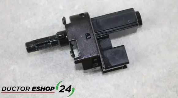 Clutch pedal sensor