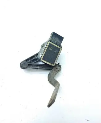 Mercedes-Benz ML W164 Headlight/headlamp level sensor A0105427717