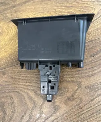 Renault Master III Glove box 684758811R 684756009R 684758924R
