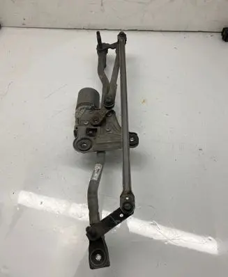 Front wiper linkage and motor