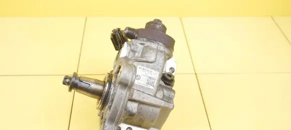 BMW 5 F10 F11 Fuel injection high pressure pump 0445010528 29SP39
