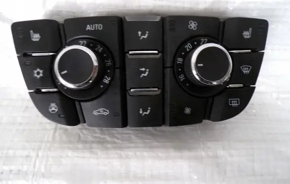 Opel Meriva B Climate control unit 13435144